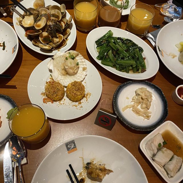澳門自助餐天花板—實現龍蝦自由！