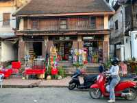 ตลาดมืด ณ หลวงพระบาง