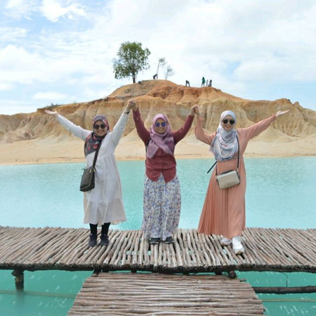 Telaga Biru Gurun Pasir Tanjung Uban Bintan