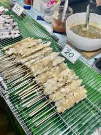 ปลาหมึกย่าง เจ๊หวิน 🌶️🐙 ตลาดนัดเซนทริค จันทบุรี 