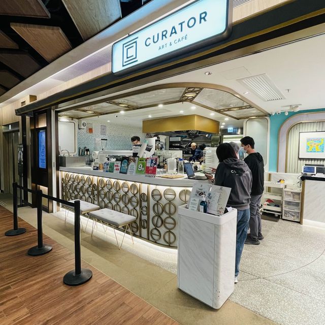 ☕️☕️CURATOR Art & Cafe