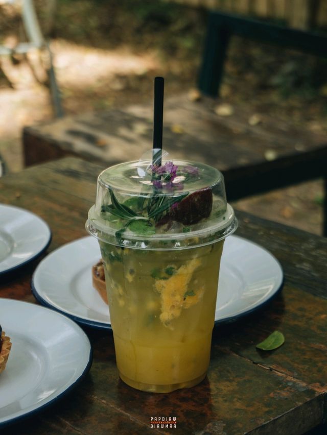 คาเฟ่เบเกอรี่โฮมเมดใจกลางเมืองเชียงใหม่