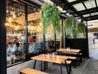 อาหารอร่อยที่ The Pool Bar & Bistro จันทบุรี
