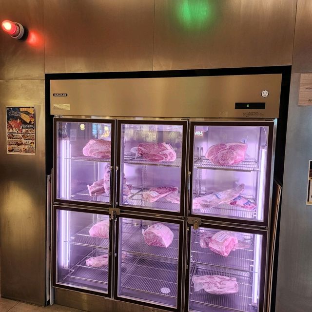 任食日本產和牛，豚肉