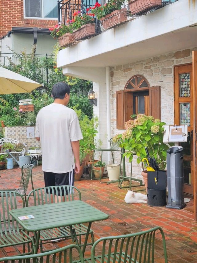 비밀의 별관이 있는 곳
