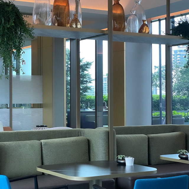 Club Lounge Pan Pacific Orchard