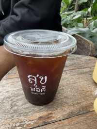 จิบกาแฟคลายหนาวให้สุขพอดี
