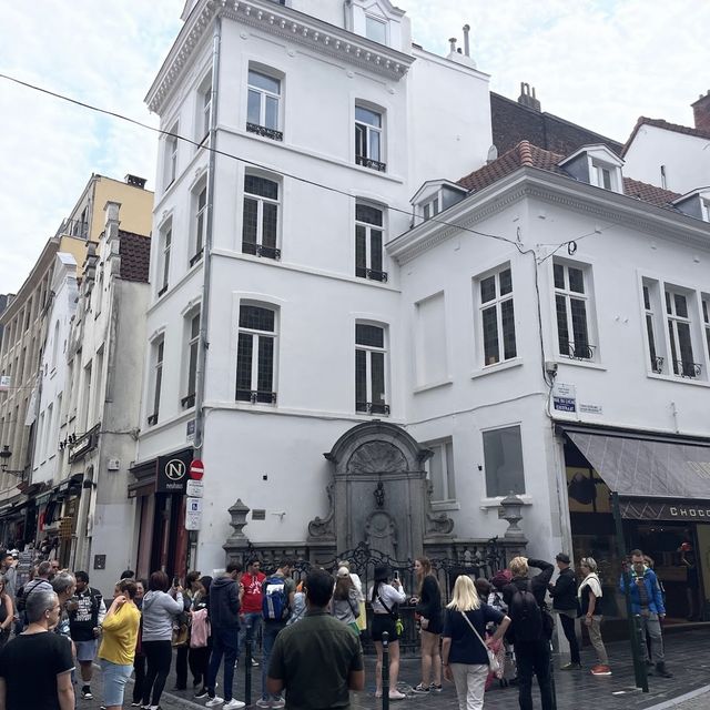 Manneken Pis Brussels