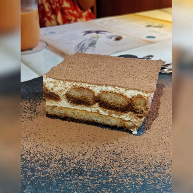 曼谷人氣魔法咖啡館~😍