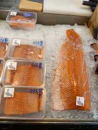 ตลาดสดธนบุรี ยกทะเลสด ร้านเด็ดดังมาให้ช้อปแล้ว