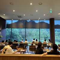 🏞️ 멋진 산, 스타벅스를 품은 북한산 국립공원