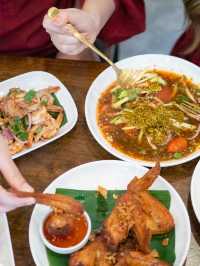 หนีแมวไป ขลุงค้ายำ สาขา2  🌶🔥 