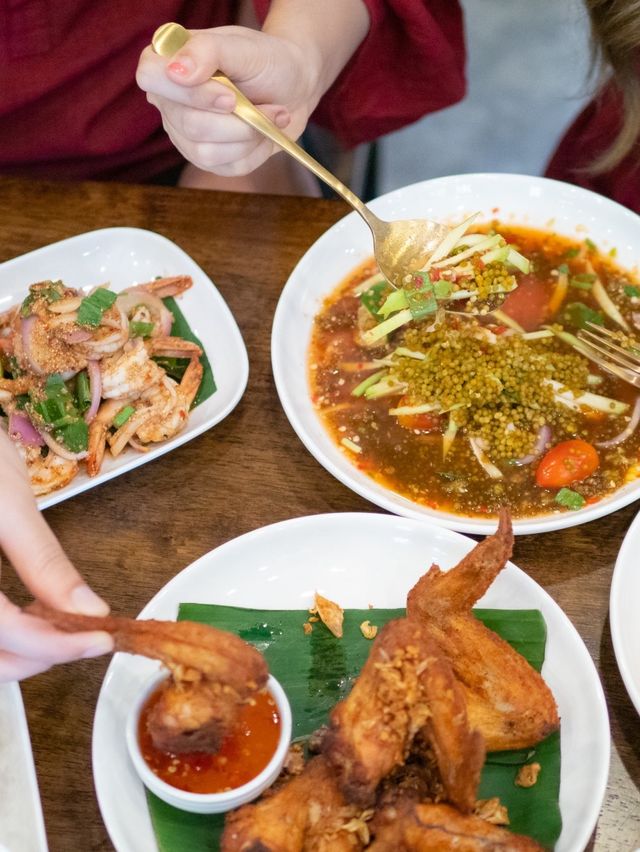 หนีแมวไป ขลุงค้ายำ สาขา2  🌶🔥 