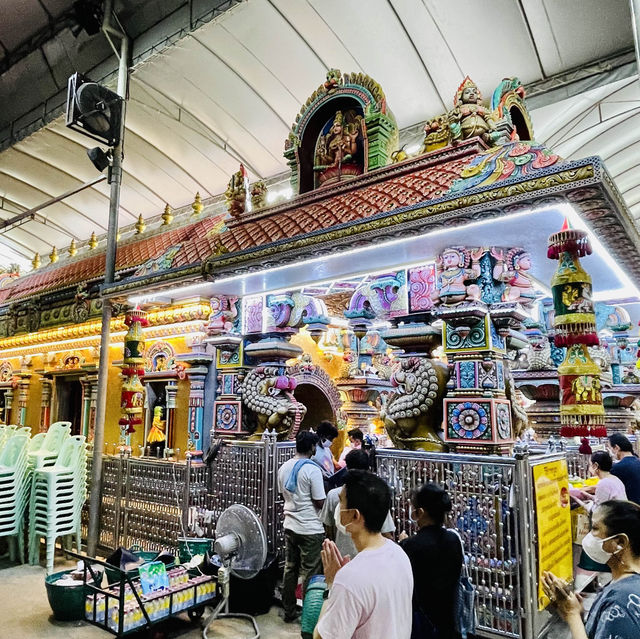 มูให้สุด @ วัดพระศรีมหาอุมาเทวี (วัดแขกสีลม)