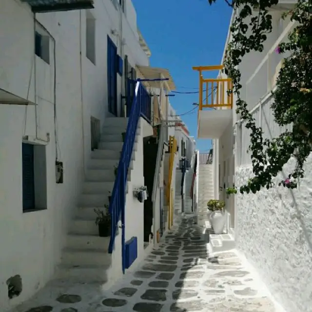 MESMERISING MYKONOS!