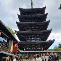 Hokan  Ji Temple & Yasaka No To Pagoda