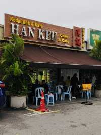 ⭐️traditional cake & café⭐️in town…Batu Pahat