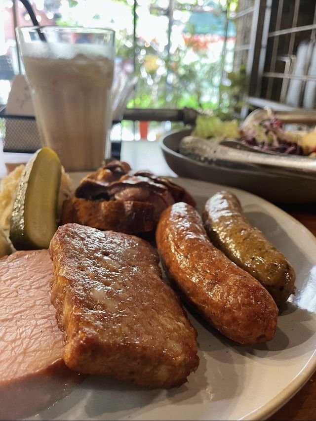 Schumann's Bistro No. 6 舒曼六號餐館