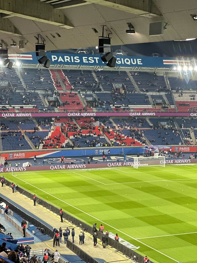 ดูบอลครั้งแรกที่ปารีส ⚽️🇫🇷