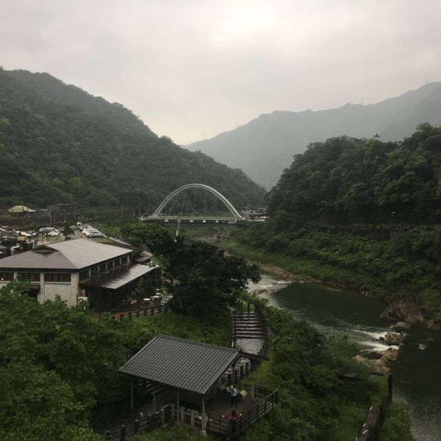 🚂 猴硐運煤橋站 | 穿越時光的火車站 🌳🚂