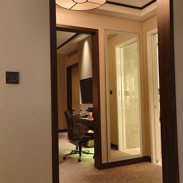 The Westin Singapore - Hotel Room