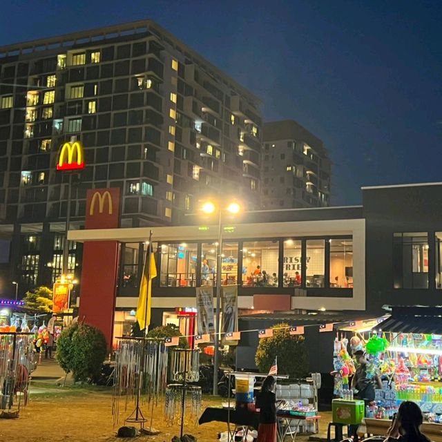 PD Waterfront at night 