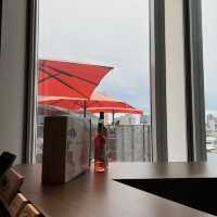 오모테산도에서 즐기는 시티뷰 루프탑 바, Two Rooms Grill Bar