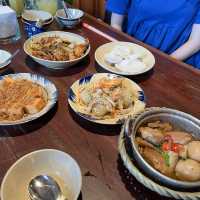 オバマ元大統領も訪れたベトナム郷土料理店🍽️