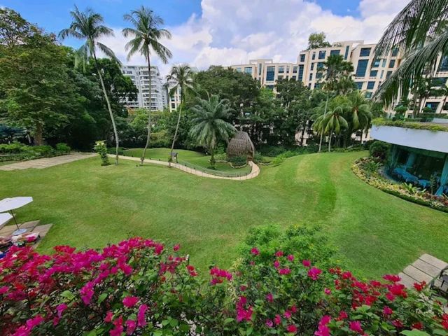 Stay at Shangri-la Singapore 