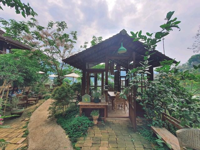 โมริ เนเชอรัล ฟาร์ม คาเฟ่และที่พักสวยสไตล์ญี่ปุ่น