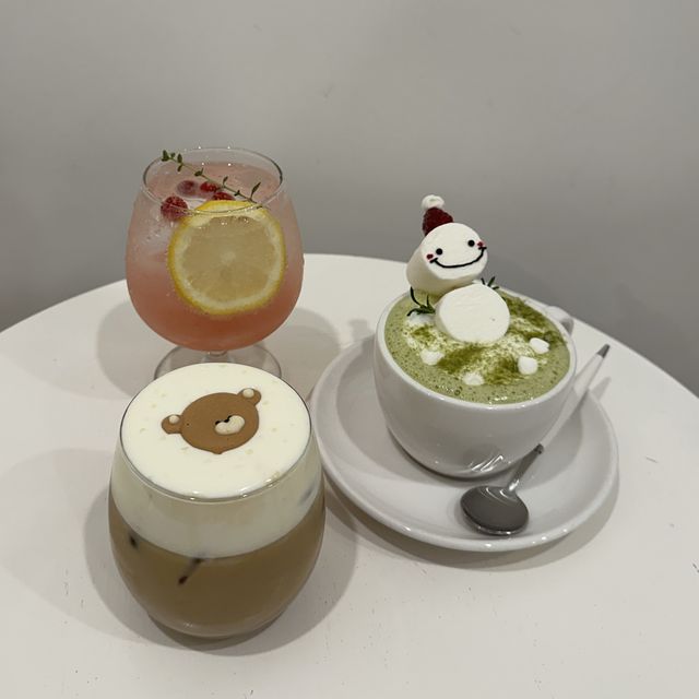 クリスマスムード全開でかわいすぎるソウルのカフェ