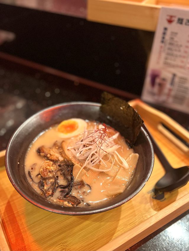 🍜屋企附近開咗間拉麵店🍜
