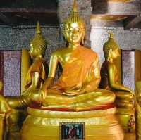 เจดีย์หินพันล้านก้อน วัดภูพนมดี  จ.อำนาจเจริญ