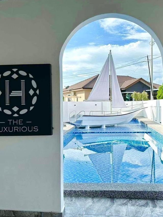 The Luxurious 168 Cruise Villa 