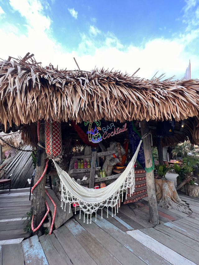 คาเฟ่ริมทะเลบางแสน laguna cafe ✨🌴🌊