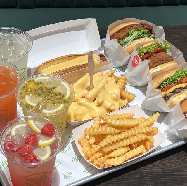 Checking out the 1st Shake Shack in Malaysia