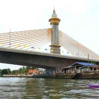 นั่งเรือ ไหว้พระ นั่งชิลล์คาเฟ่ คลองอ้อมนนท์