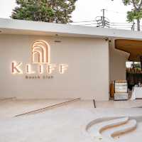 คาเฟ่ พัทยา บรรยากาศวิวทะเลสุดชิลล์