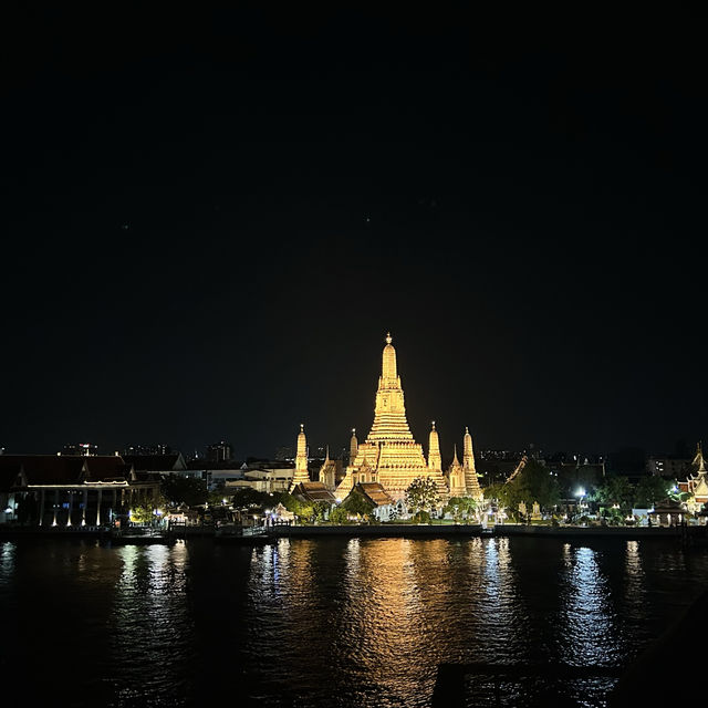 Eagle Nest Bar ท่าเตียน 🦅🌙🍾