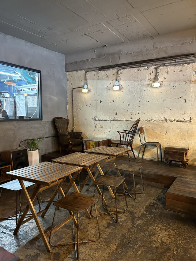 朝活にピッタリ！ホンデに年中無休のベーカリーカフェ🥐
