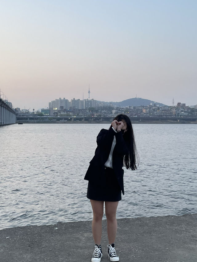 서울 반포한강공원 세빛섬