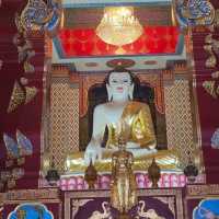 วัดสวย  จ.กระบี่