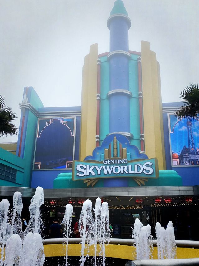 🇲🇾 || Southeast Asia’s most anticipated theme park🎢 🌧️