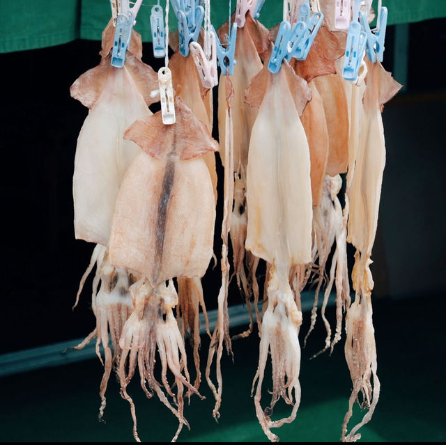 Exploring Karatsu's Morning Market: Yobuko Asaichi