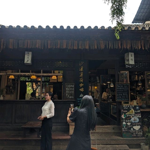 Cafe that Liu Yi Fei acted in Meet Yourself
