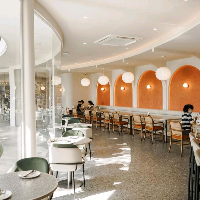 Praline Dining Room ถนนพรานนก - กาญจนาภิเษก