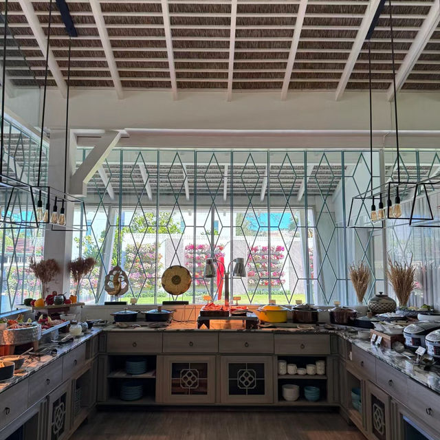 「沖繩美爾度假大酒店：絕美海景，高檔裝潢，難忘入住體驗」
