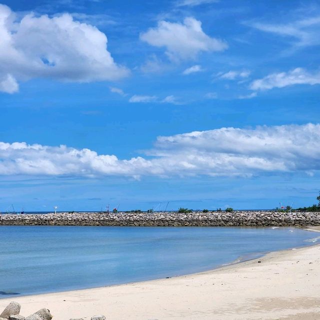 หาดสะพลี ชุมมพร