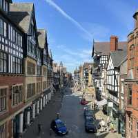 City day tours at Chester city walls