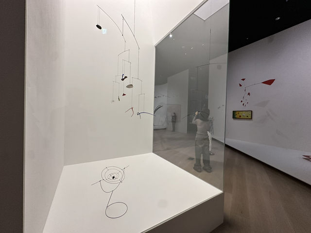 東京・港区。麻布台ヒルズギャラリー『そよぐ、感じる、日本』カルダー展